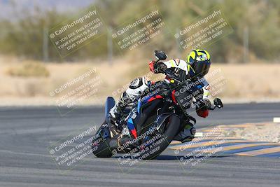 media/Jan-14-2024-SoCal Trackdays (Sun) [[2e55ec21a6]]/Turn 6 (125pm)/